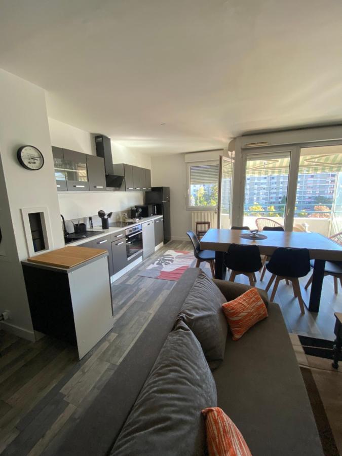 Chambery Le Chambellan Apartment Bagian luar foto